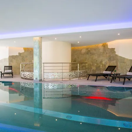 Hotel Restaurant Mont Champ Du Feu 4*