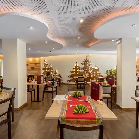 Restaurant Mont Champ Du Feu Hotell Belmont (Bas-Rhin)